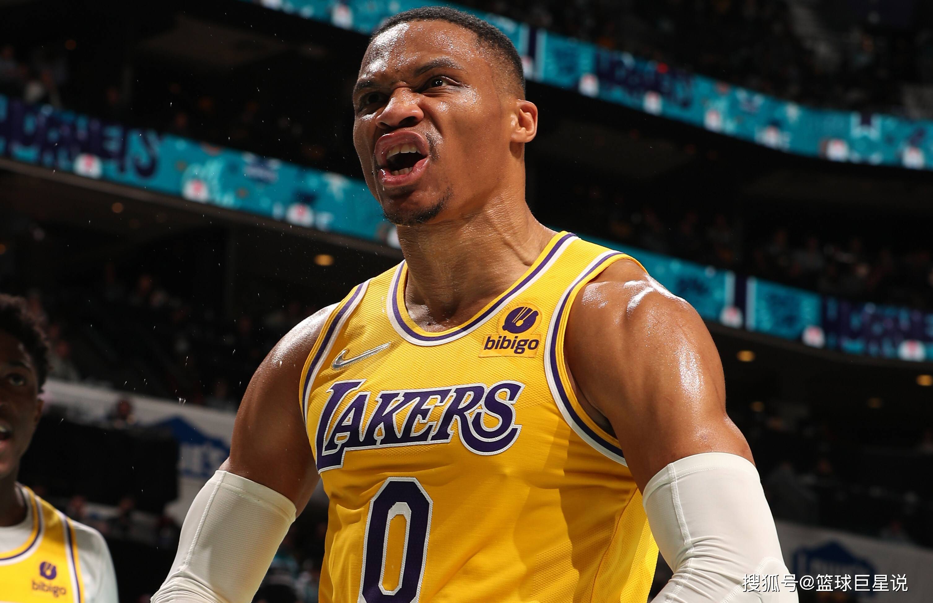 来自中场断 来自中场断