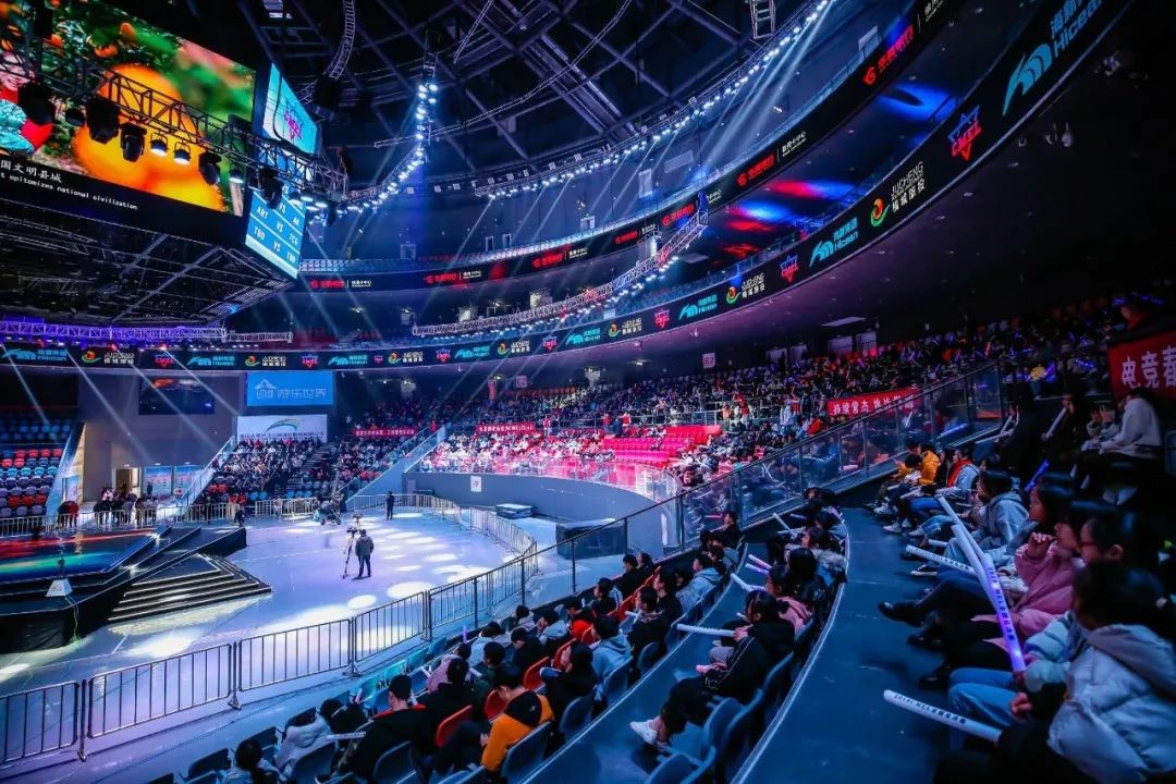 至云端模型 至云端模型